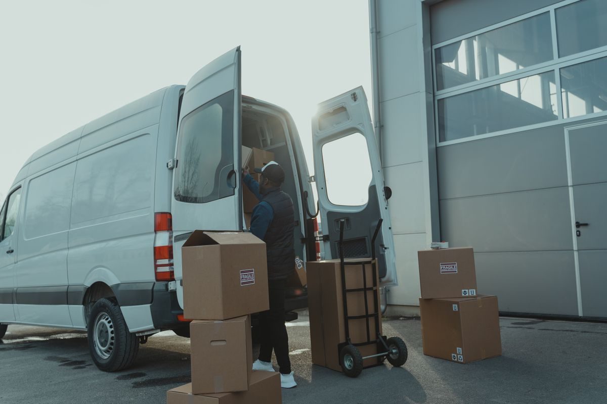 Vans & Commercial vehicle hire in Melbourne