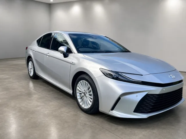 2026 Toyota Camry Hybrid