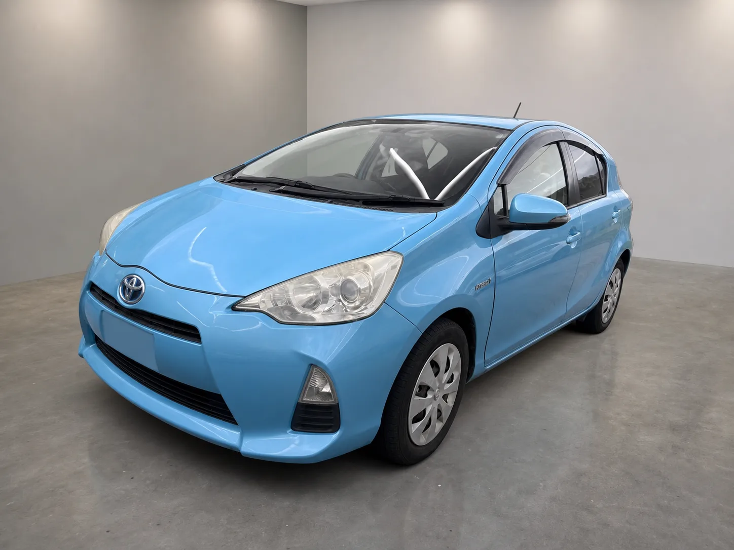 Toyota Aqua Hybrid