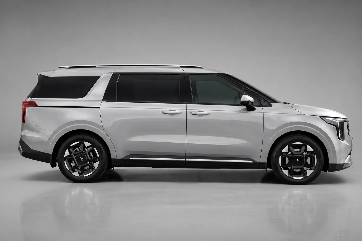 2026 Kia Carnival GT-Line - photo 2