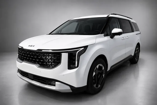 2026 Kia Carnival GT-Line