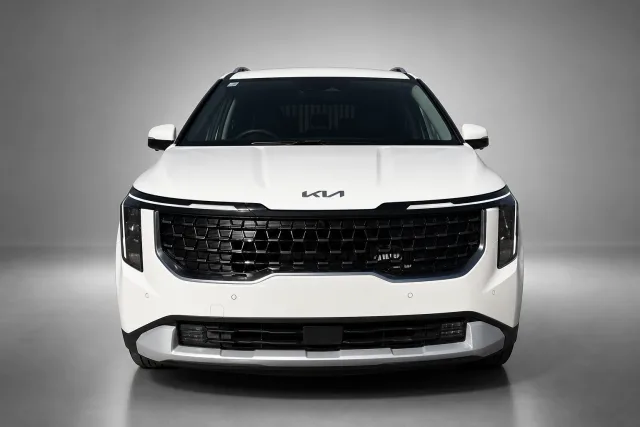 2026 Kia Carnival GT-Line - photo 2